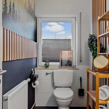 Upper Room: Mit Exklusiver Ausstattung-ausblick Auf Weinberge&mandelbluetenpfad * Neustadt an der Weinstraße