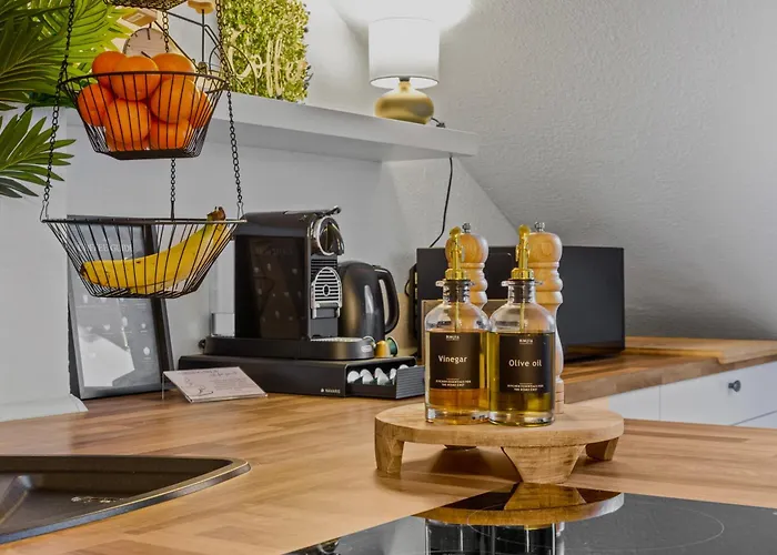 Apartamento Upper Room: Mit Exklusiver Ausstattung-ausblick Auf Weinberge&mandelbluetenpfad