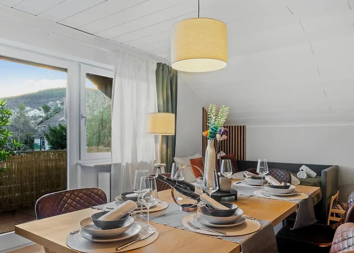 Apartamento Upper Room: Mit Exklusiver Ausstattung-ausblick Auf Weinberge&mandelblütenpfad *