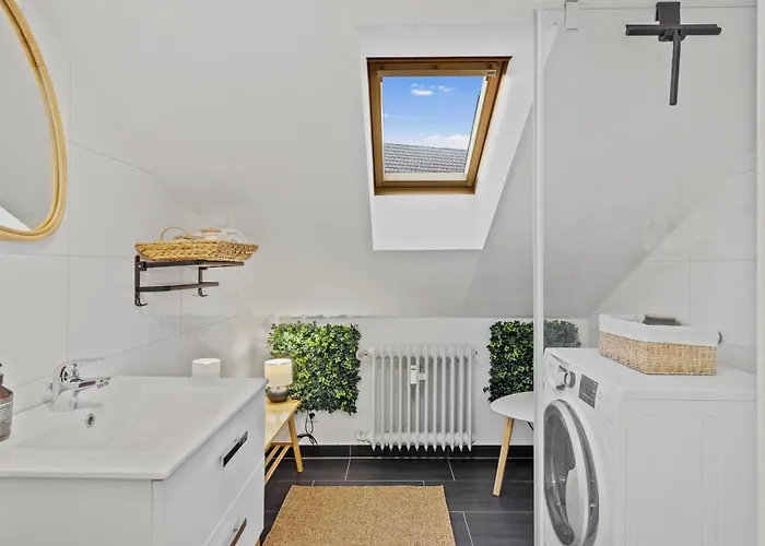 Upper Room: Mit Exklusiver Ausstattung-ausblick Auf Weinberge&mandelblütenpfad Apartamento Neustadt an der Weinstraße